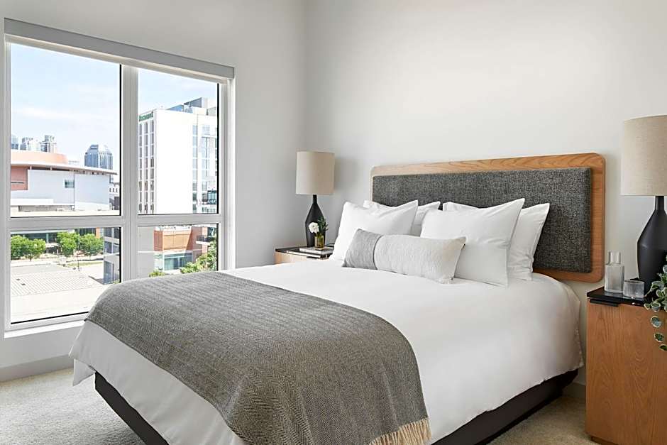 Photo 1 of 7 of 1 Bedroom Apartment