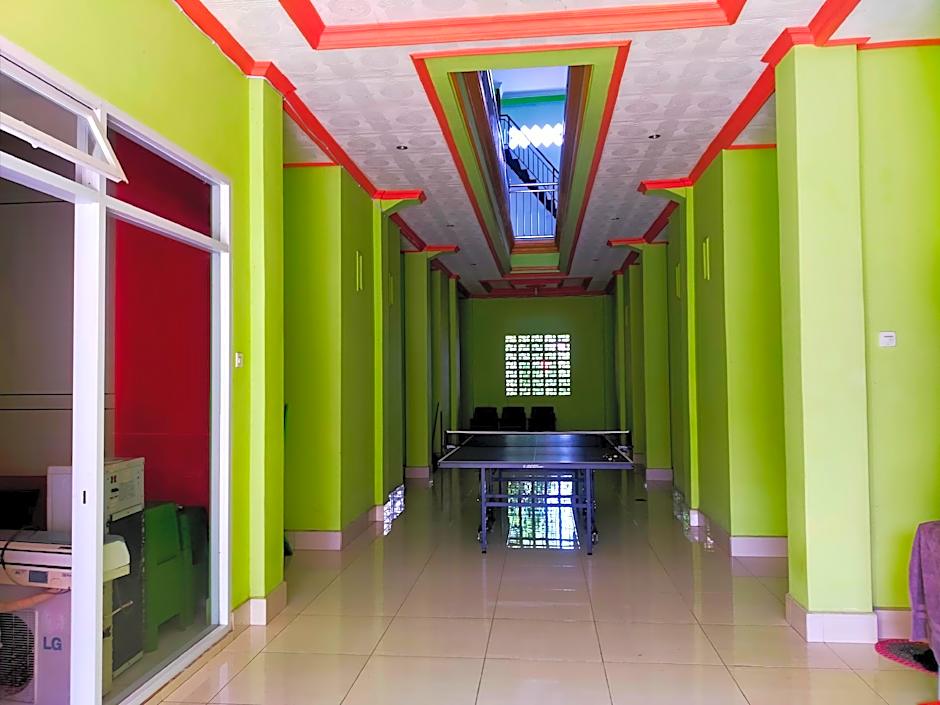 Inawa Homestay Syariah – Rampal, ID