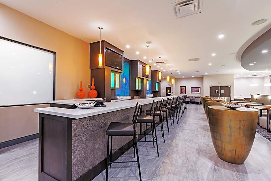 Holiday Inn Houston NE-Bush Airport Area By IHG