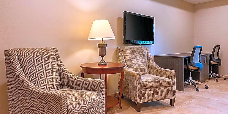 Candlewood Suites Fort Myers/Sanibel Gateway By IHG