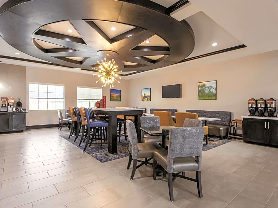 La Quinta Inn & Suites by Wyndham Mckinney