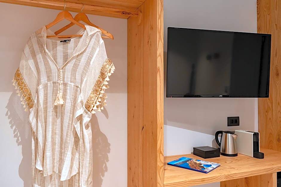 Lemon Suites Santorini