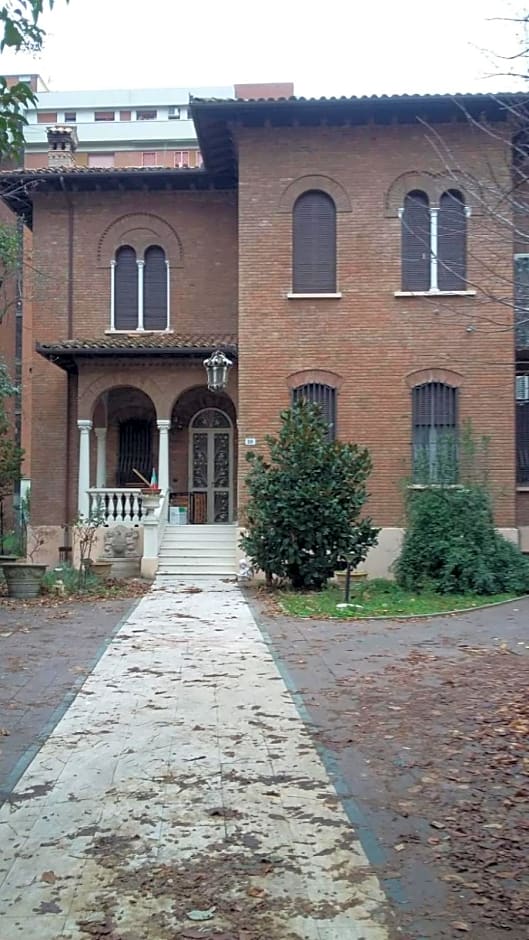 Antico '900 – Bologna, KY