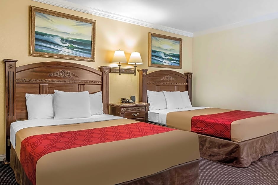 Econo Lodge Long Beach I-405