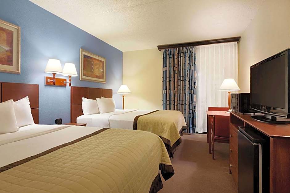 Ramada by Wyndham Fargo