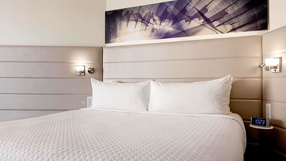 Crowne Plaza Atlanta - Midtown By IHG