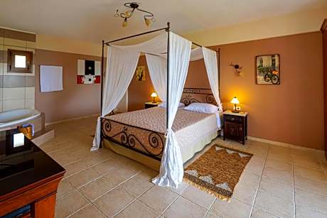 Two-Bedroom Apartment - Split Level