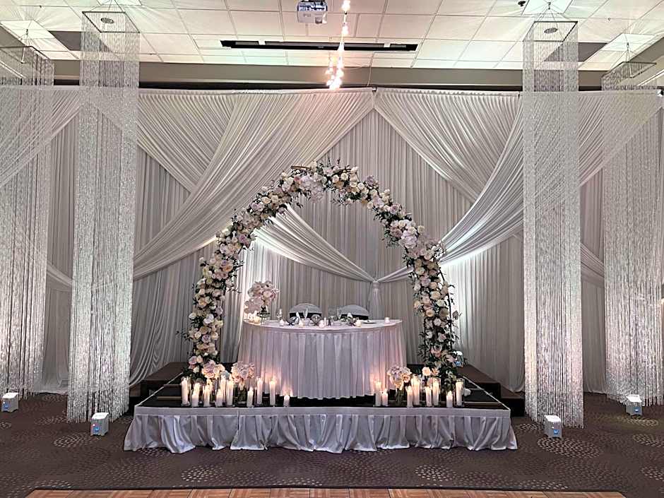 DoubleTree By Hilton Hotel Bloomington