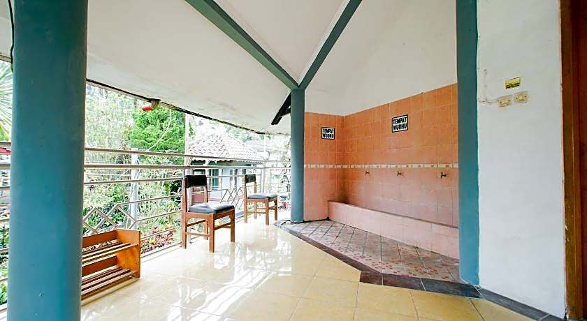 Tripletree Sinergi Hotel Tretes