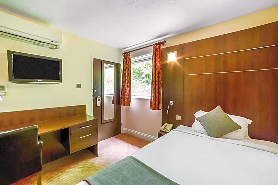 The Bridge House Hotel