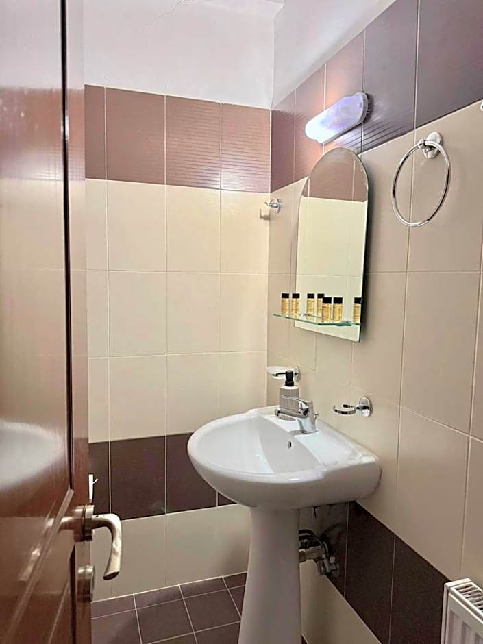 Akrotiri Apartments Pefki Evia