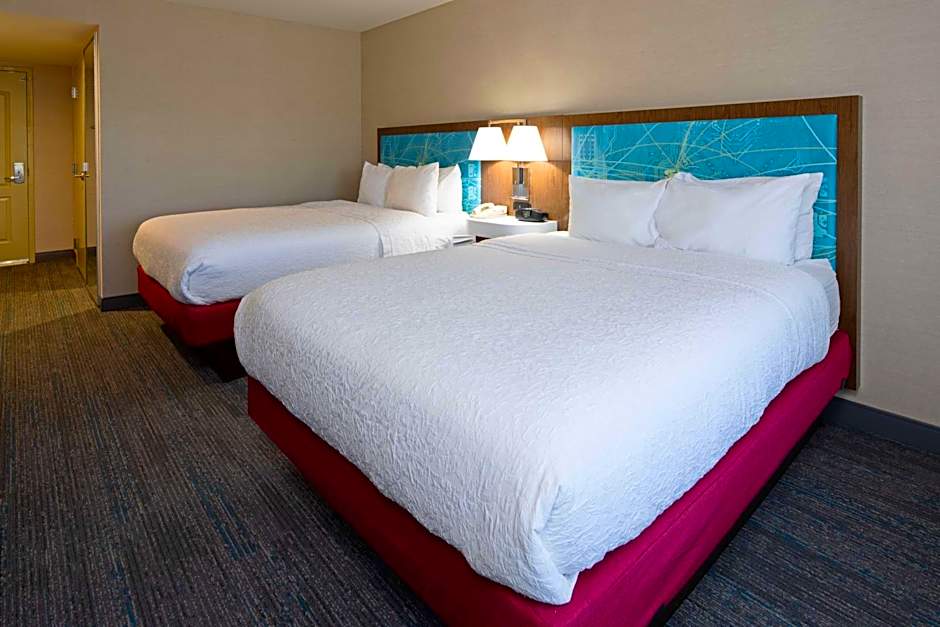 Hampton Inn By Hilton Visalia