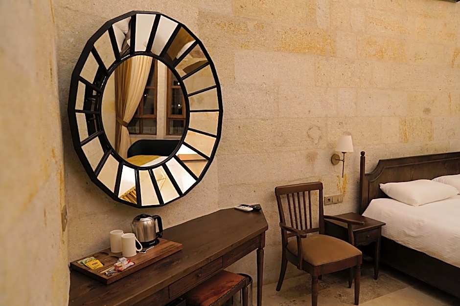 EVANTHIA CAVE SUITES