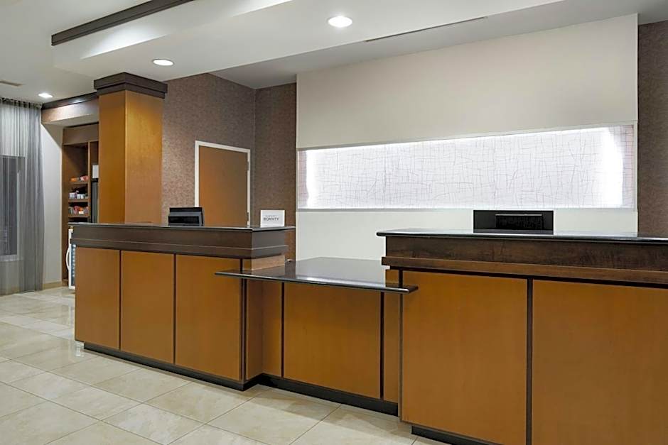 Fairfield Inn & Suites by Marriott Louisville East