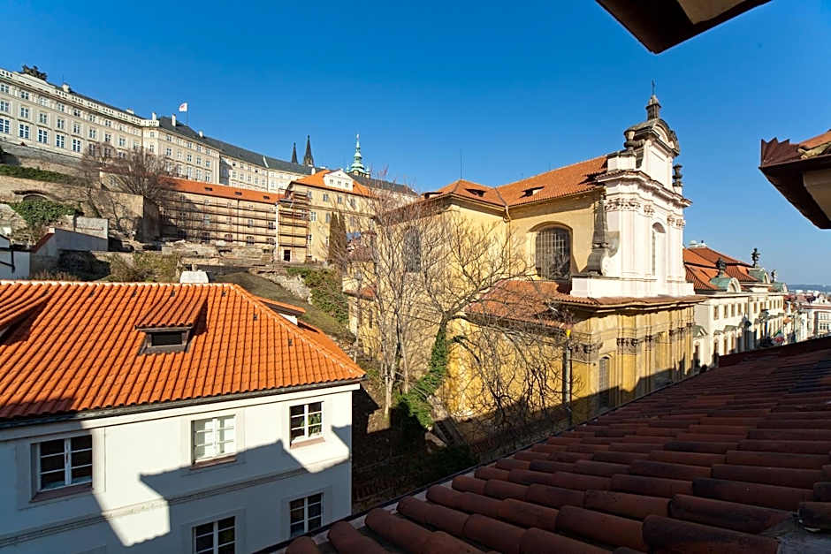 Hostel Little Quarter