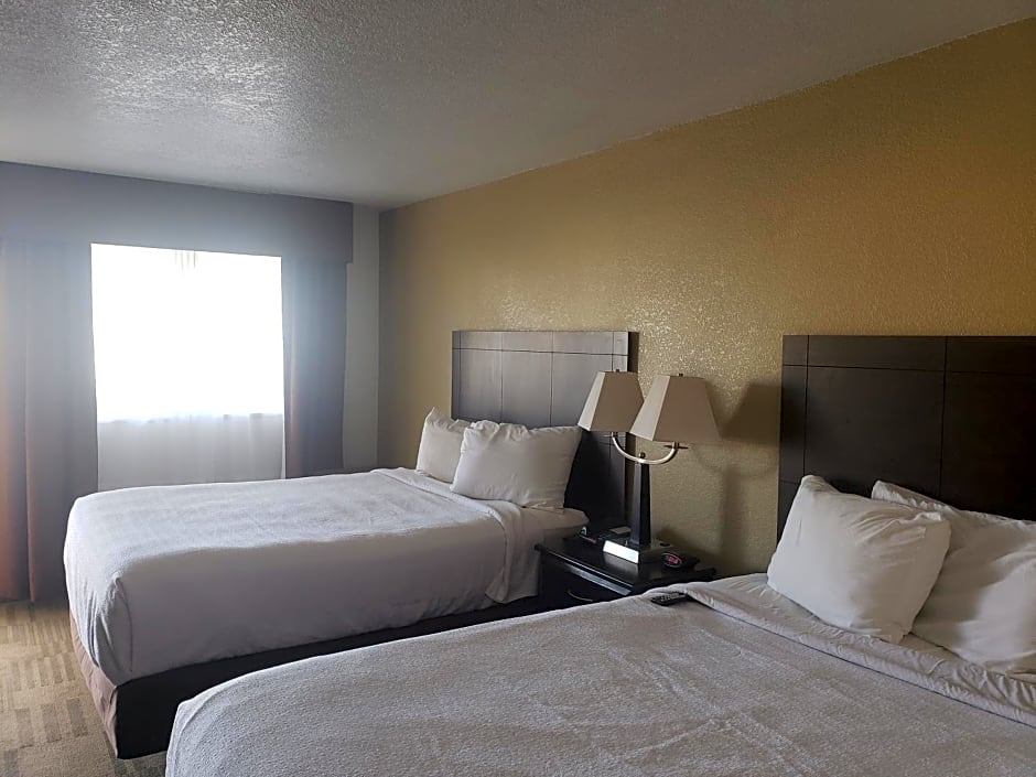 Grand Texan Hotel And Convention Center