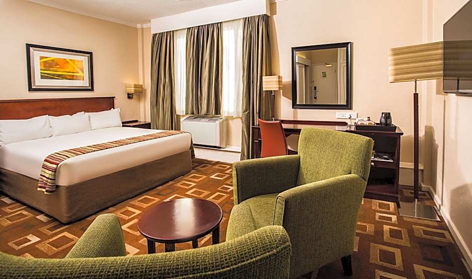 Garden Court Or Tambo International Airport