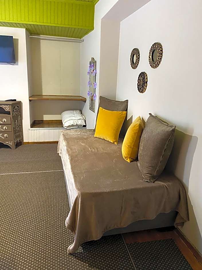 Shamrock Elati Retreats