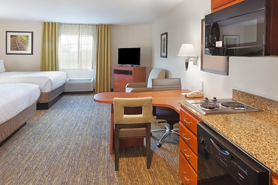 Candlewood Suites EASTCHASE PARK