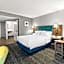 Hampton Inn By Hilton & Suites Newtown