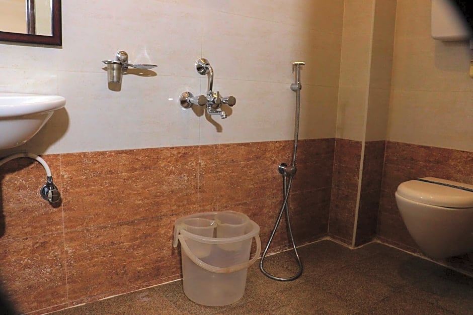 ACK Palacce Inn - Yercaud