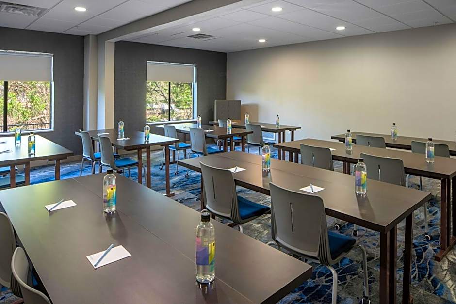 Fairfield Inn & Suites by Marriott Lafayette South