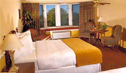 Historic Santa Maria Inn