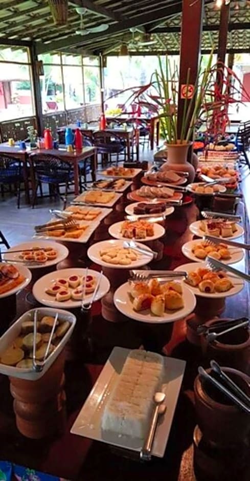 Pousada Praia das Ondas - Pe  na areia