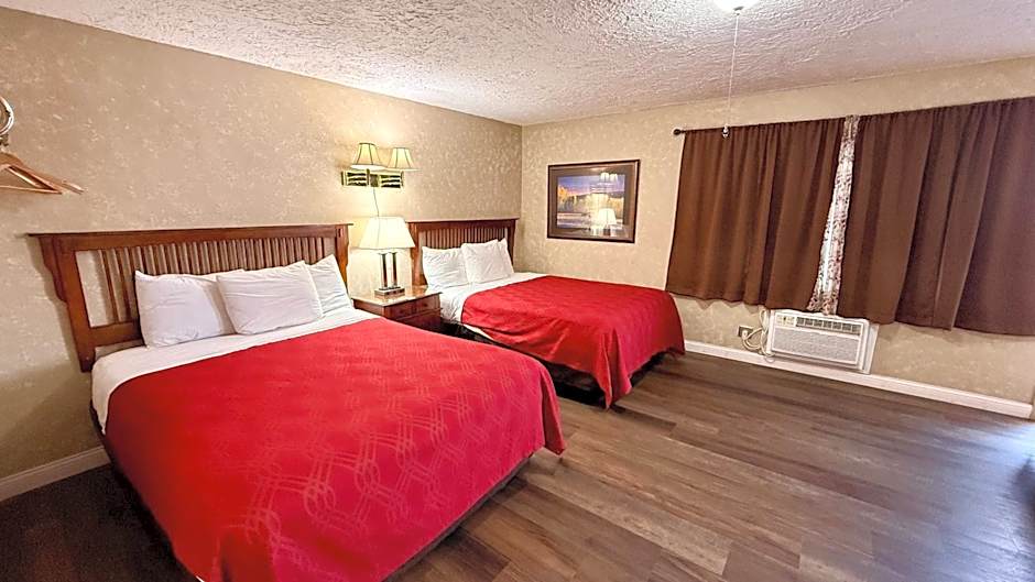 Sage N Sand Motel