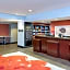 Hampton Inn By Hilton & Suites Marshalltown