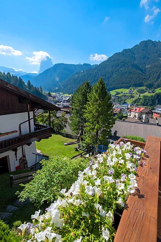 Garni Alba Bed & Breakfast