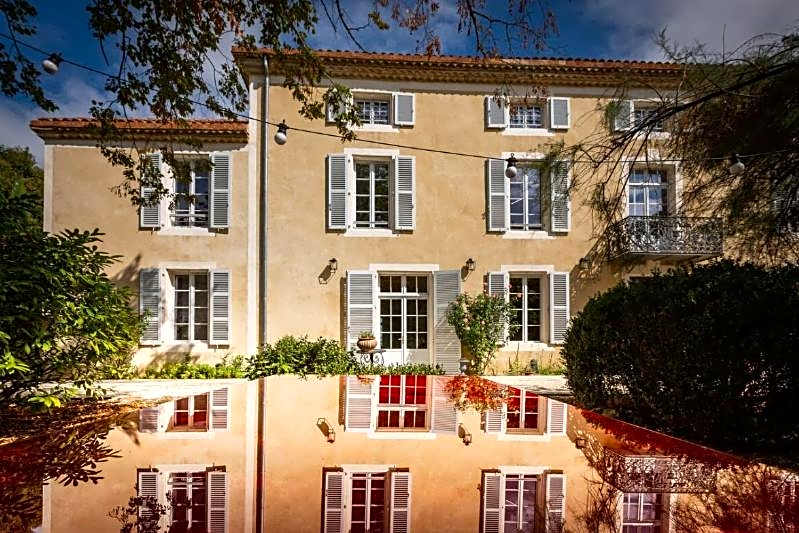 Le Castel Pierre - 7ch&7sdb avec clim, piscine XL, salle fitness et sauna pour 18 personnes