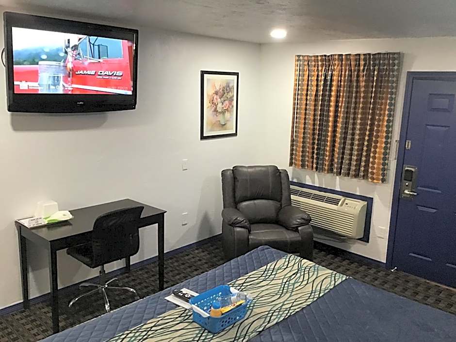 Budget Inn & Suites