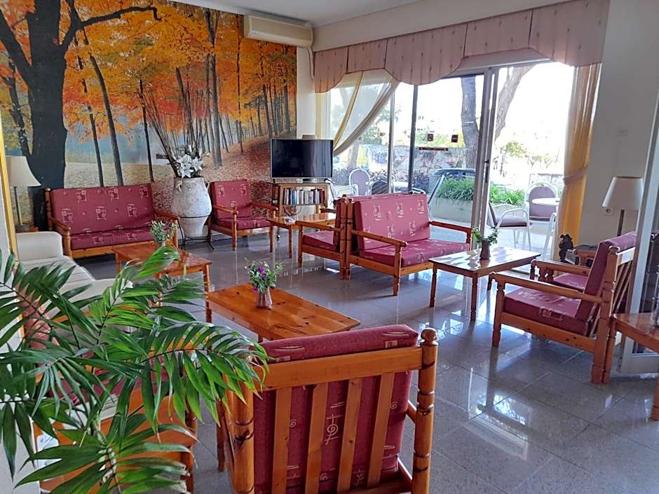 Phaethon Hotel
