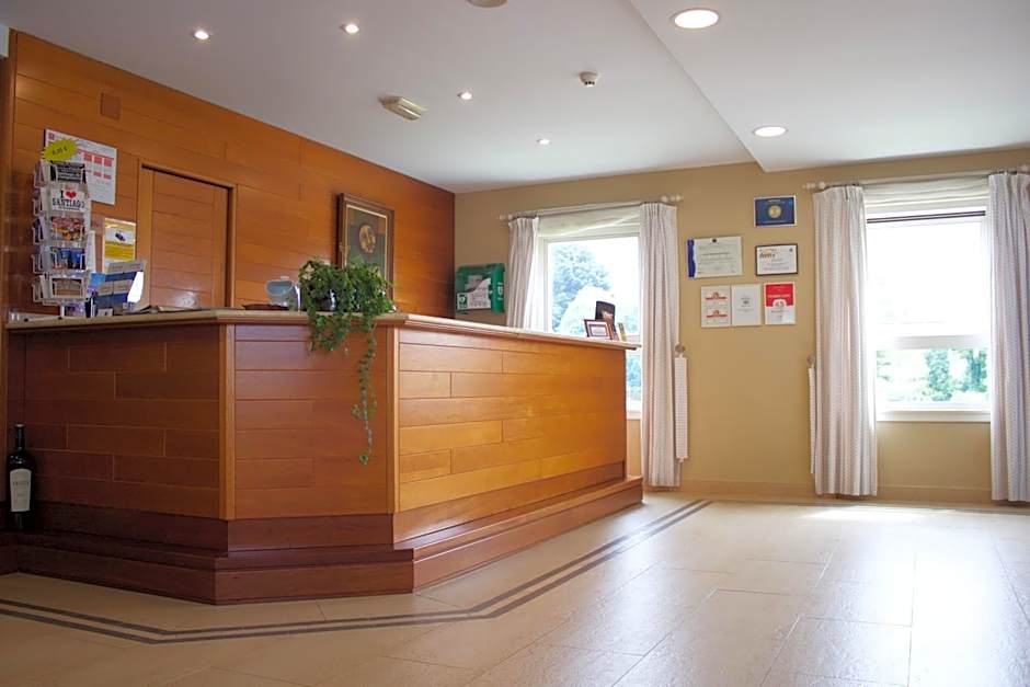 Hotel Parking Miradoiro de Belvís