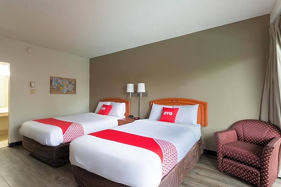 OYO Hotel Sumter SC Downtown