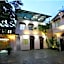 Hotel June Business Bed Breakfast