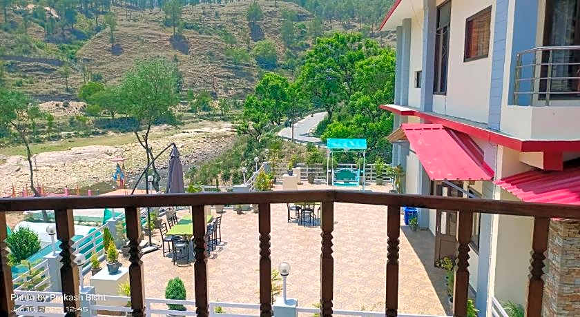 Hotel Shivalik River Retreat