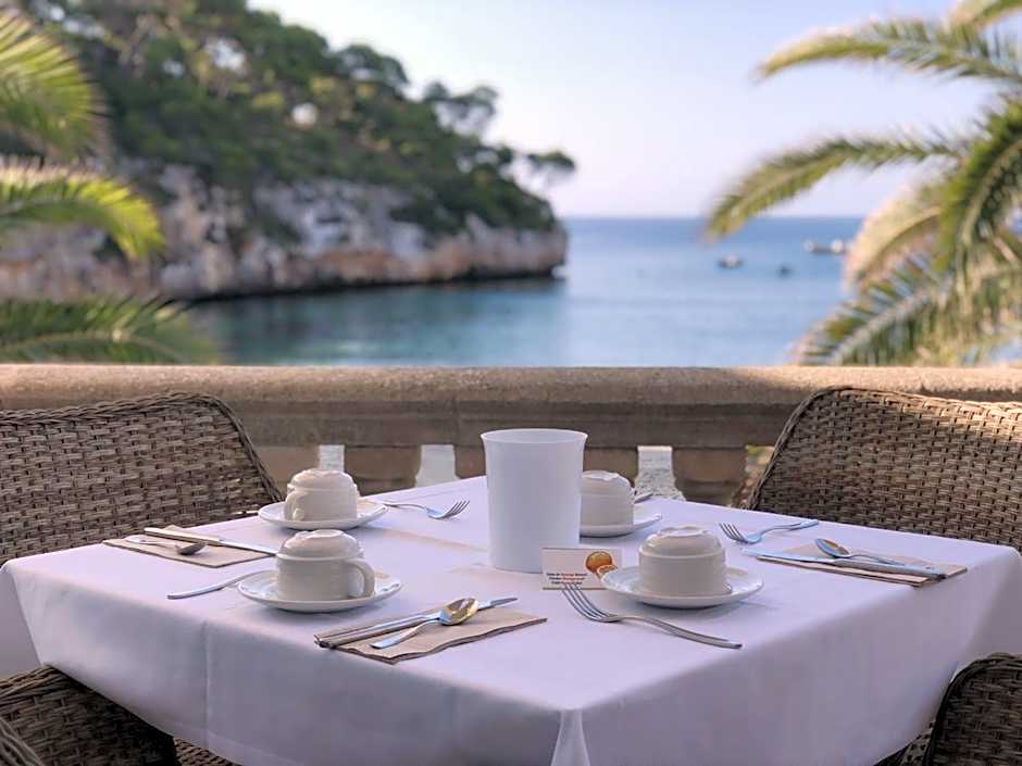 Hotel Apartamentos Cala Santanyi