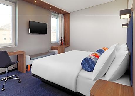 Breezy, Room, 1 King Bed