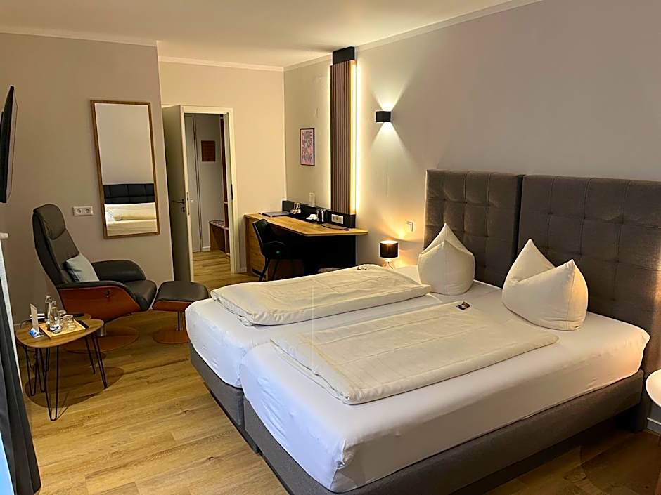 Hotel Senator