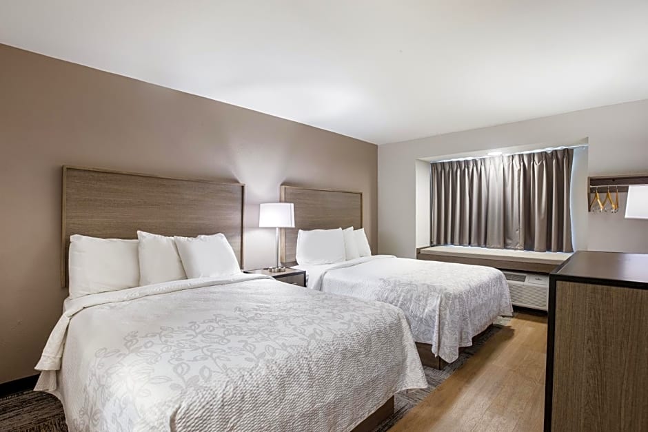 Red Roof Inn PLUS+ & Suites Savannah – I-95