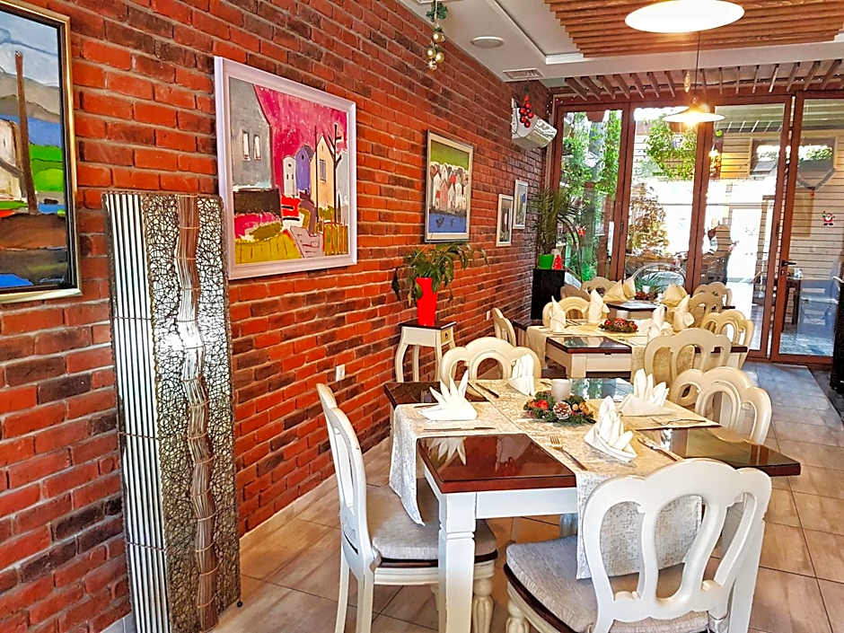 Lombardi Family Hotel