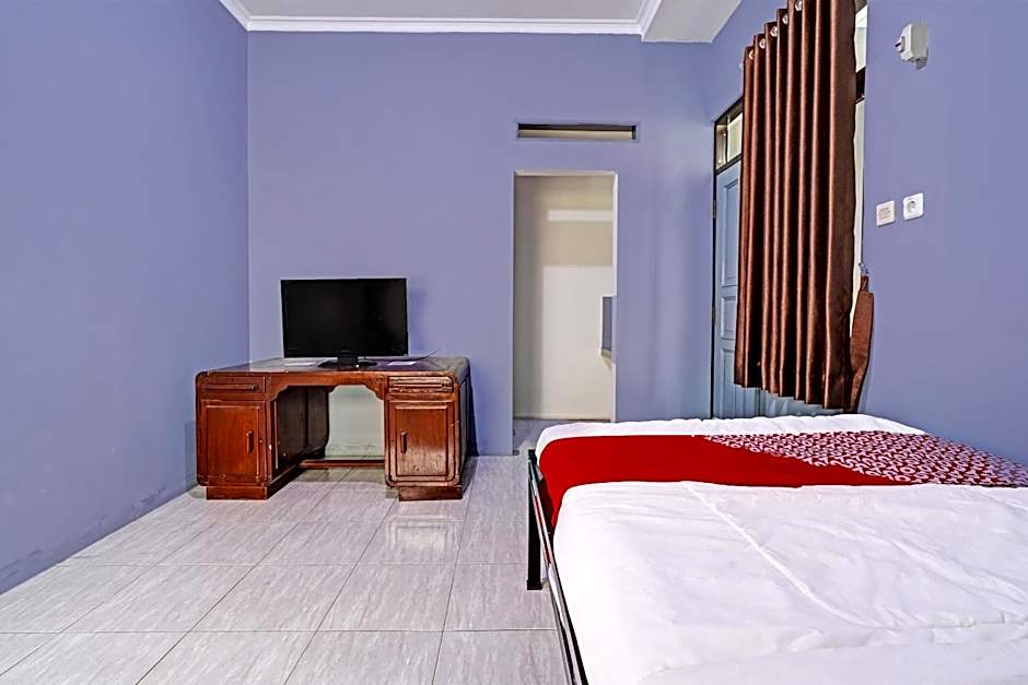 OYO Life 91592 Aaliya Guest House Syariah