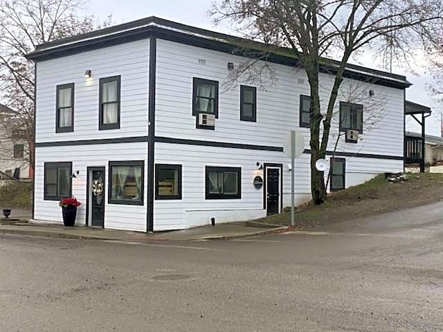 The St Maries Inn