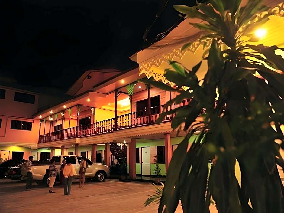 Magic House Hostel