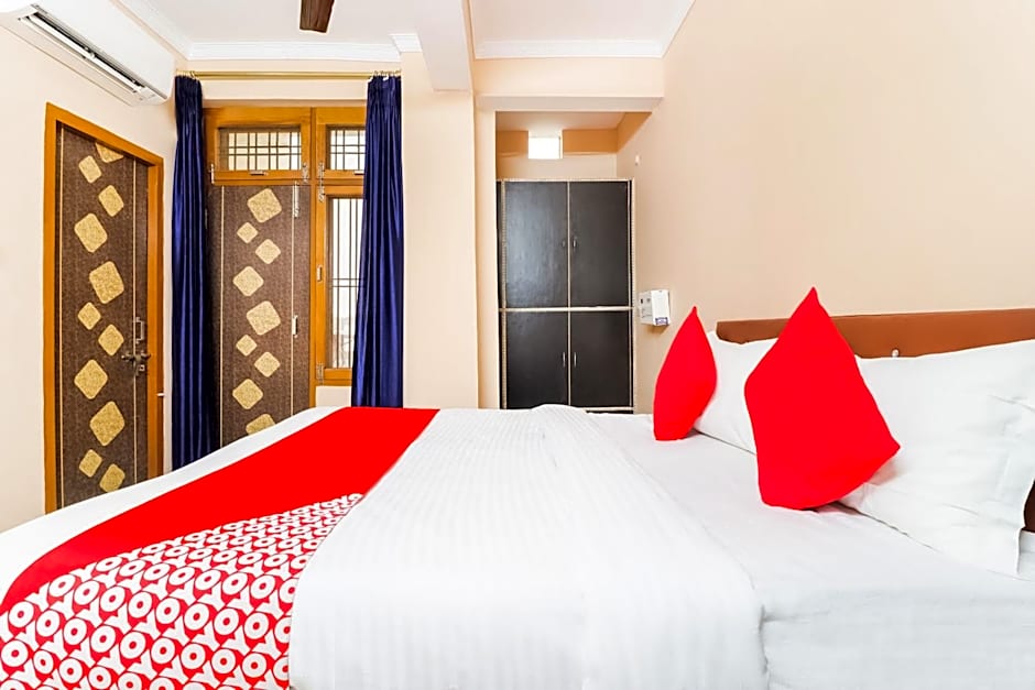 Hotel O Kalawati Palace