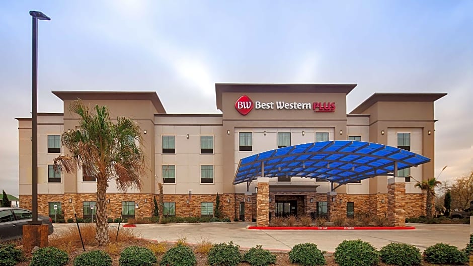 Best Western Plus Flatonia