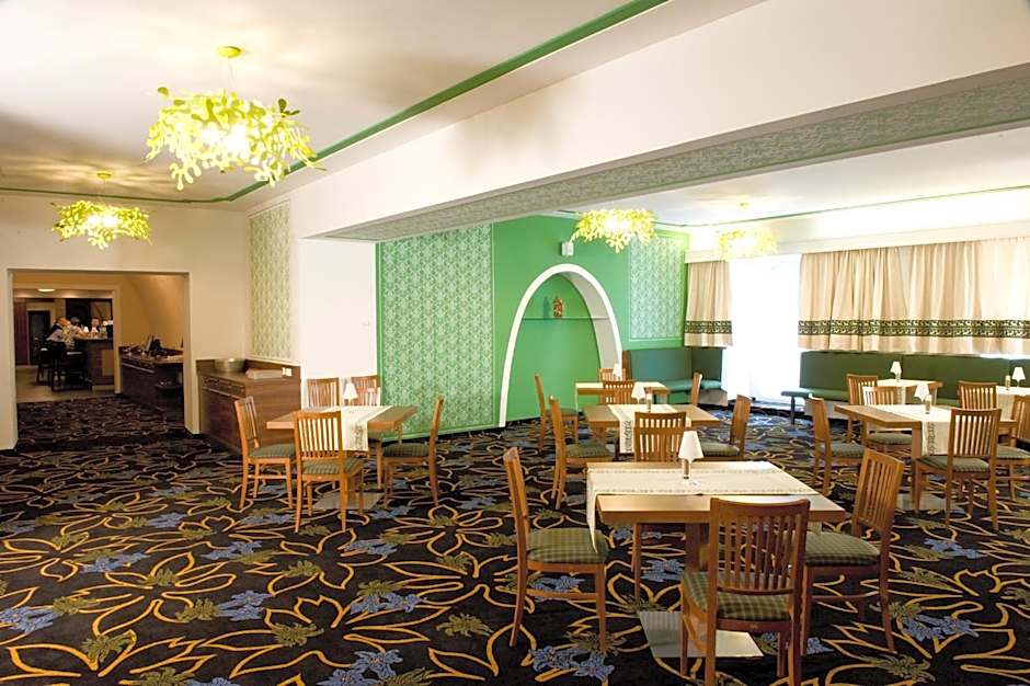 AKTIVHOTEL Weisser Hirsch