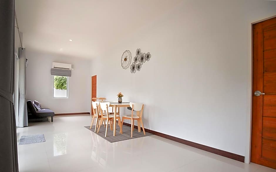 AKARD Private Villas Sattahip